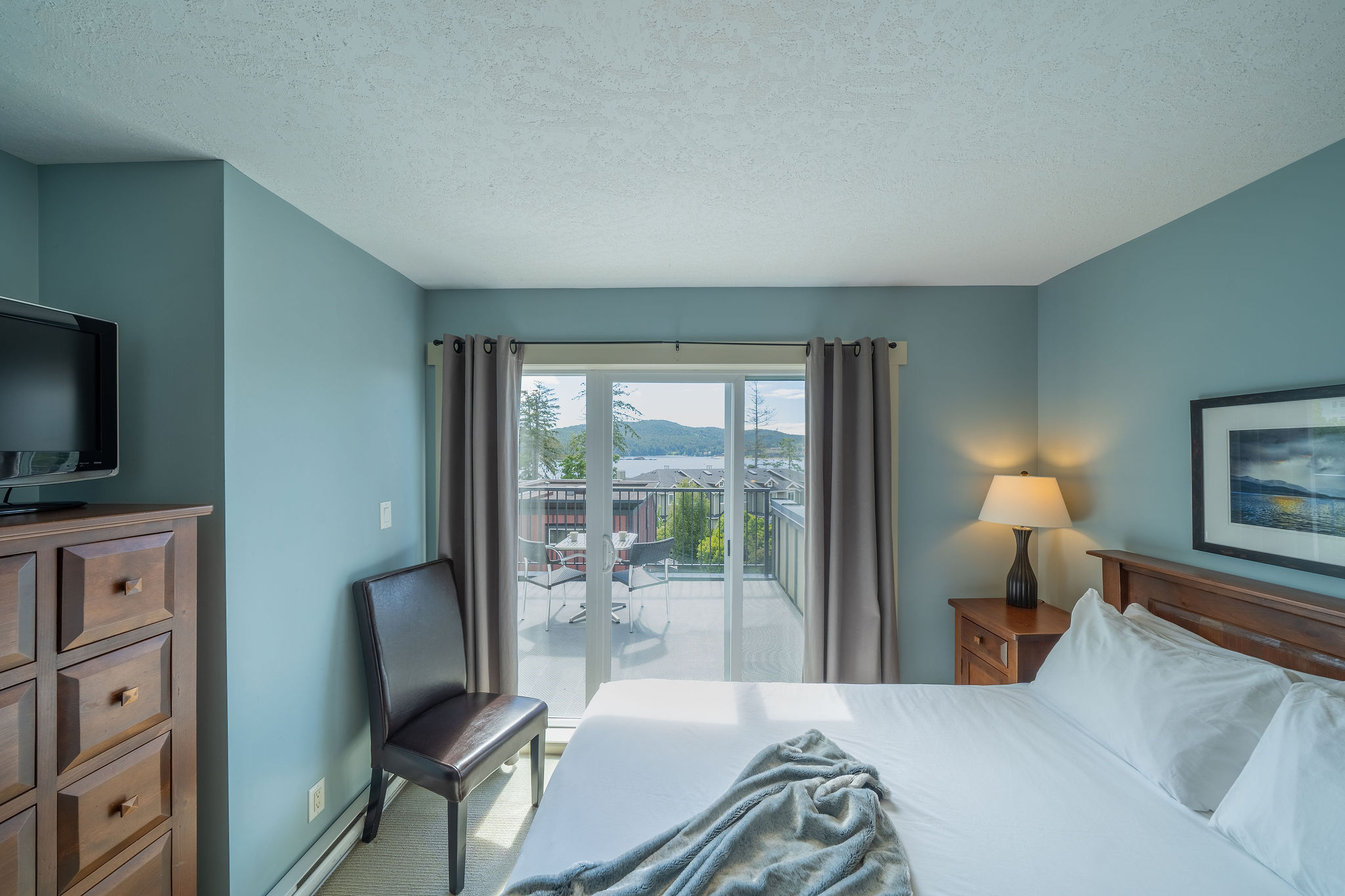 Sooke Harbour Resort Accommodations